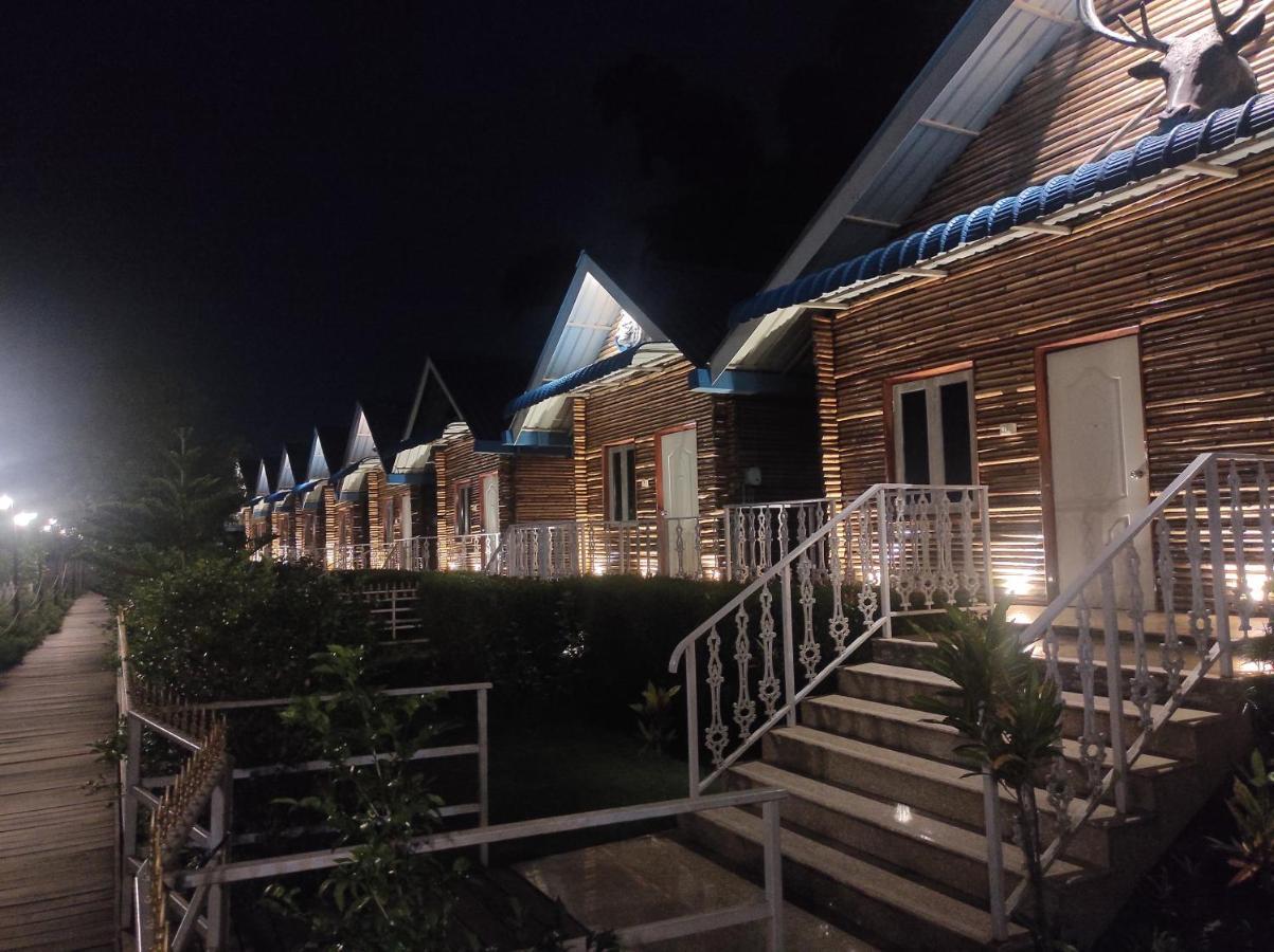 Changs Resort Kaharpara Buitenkant foto