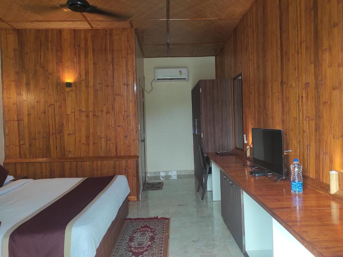 Changs Resort Kaharpara Buitenkant foto