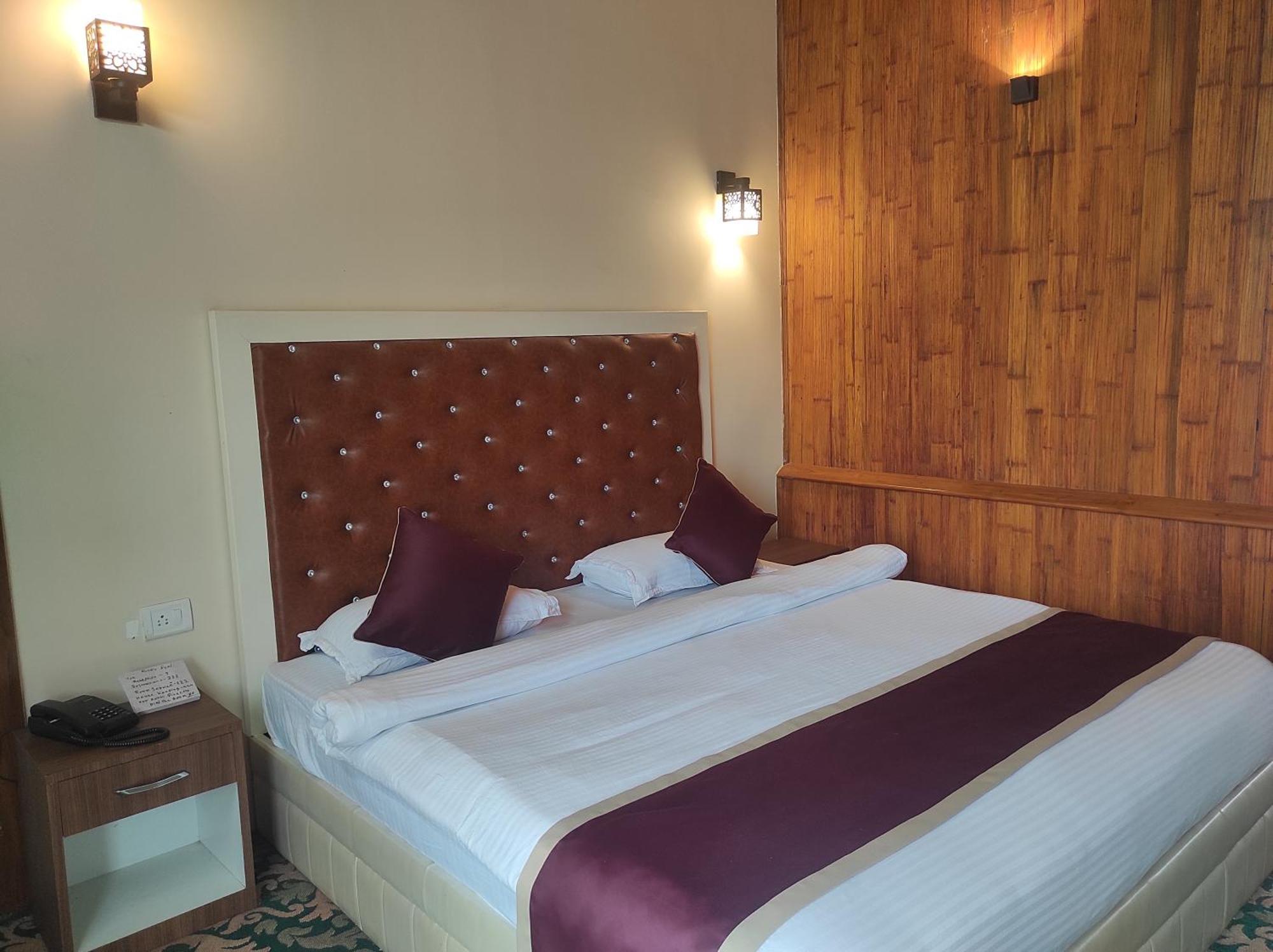 Changs Resort Kaharpara Buitenkant foto